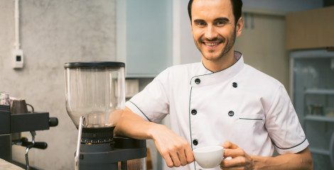 Do you have to honor your employee's two-week notice period? 